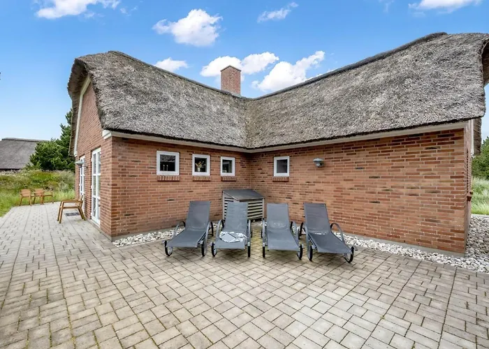 Lieselotte - 2-7km From The Sea By Interhome Blåvand